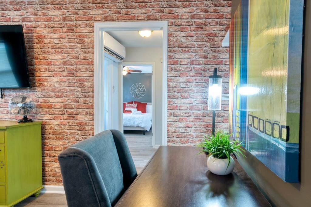 Apartamento Trendy Escape ◉ California King Bed Awaits!