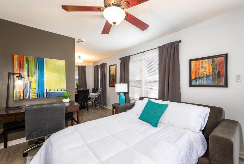 Trendy Escape ◉ California King Bed Awaits! Apartamento